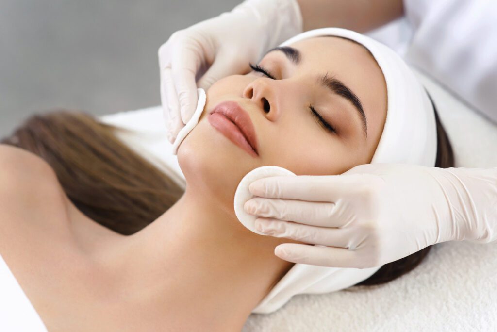 beautician course in Dubai fees