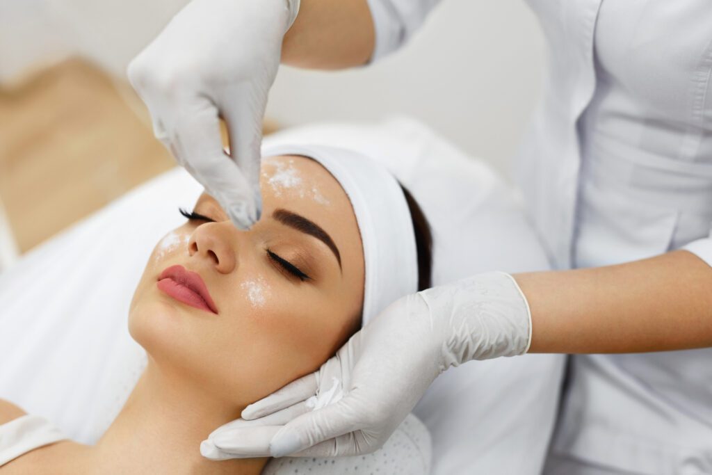 Dubai beautician course